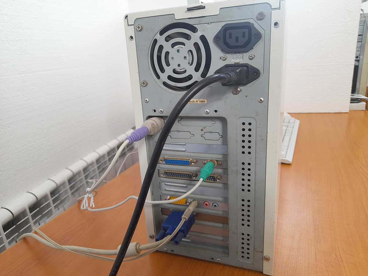 Vintage Gaming Pentium MMX 166MHz, ISA Slot, Windows 95, MS-DOS, 41 Games - Image 12